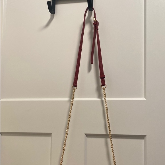 NWT Quilted Red Chain Shoulder Bag - Picture 2 of 9